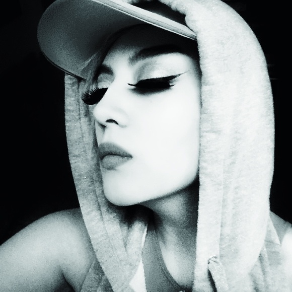 Meet your Posher, - Picture 1 of 1